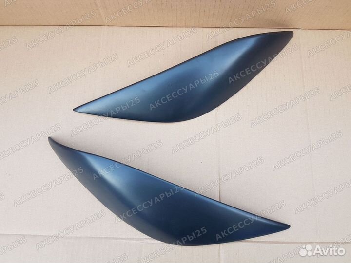 Реснички на фары Hiro Toyota Caldina 240 2005-2007