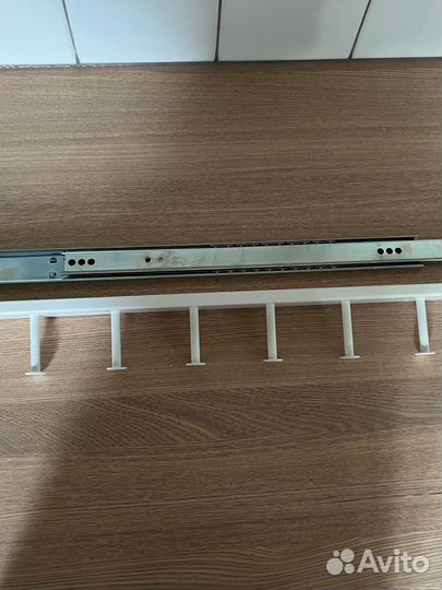 Выдвижная вешалка IKEA