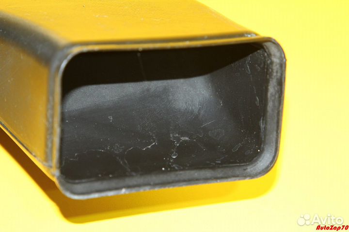 S500 W222 Воздуховод передний левый