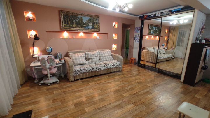 3-к. квартира, 60 м², 2/5 эт.