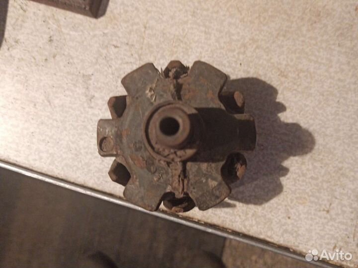 Запчасти для мотоцикла Ява Jawa 638 12В