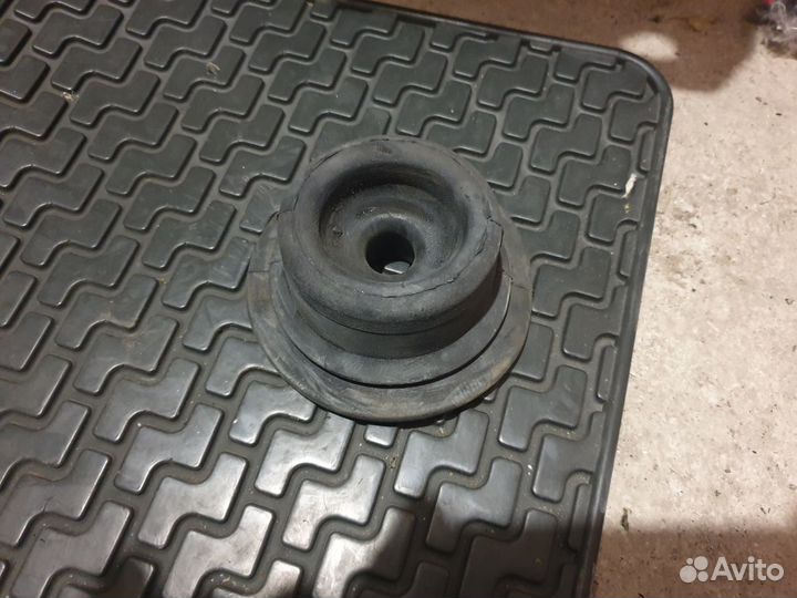 Кожух тоннеля bmw e34 бмв е32 бмв е34 МКПП