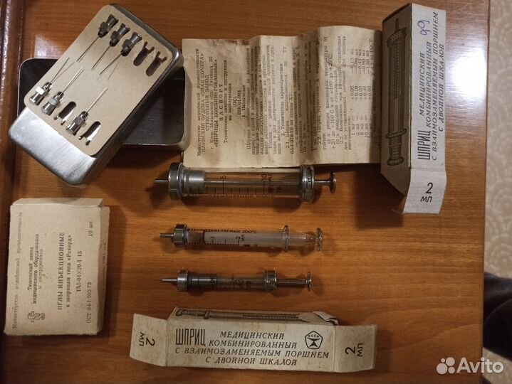 Шприцы стеклянные СССР