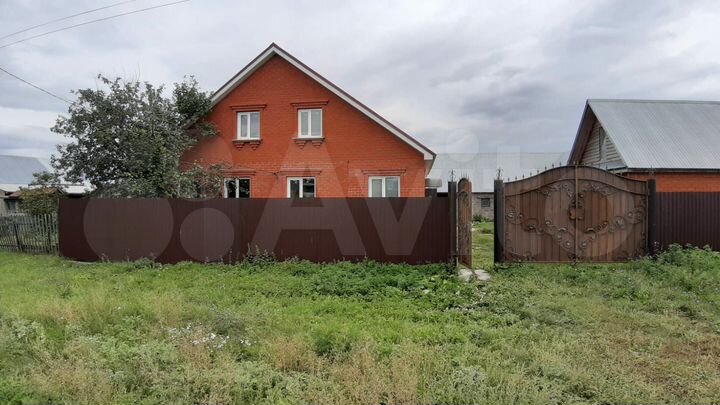 Дом 192 м² на участке 10 сот.