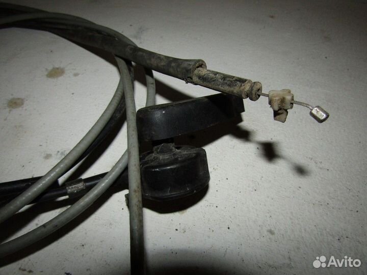 Ручка открывания капота Sandero 2009-2014