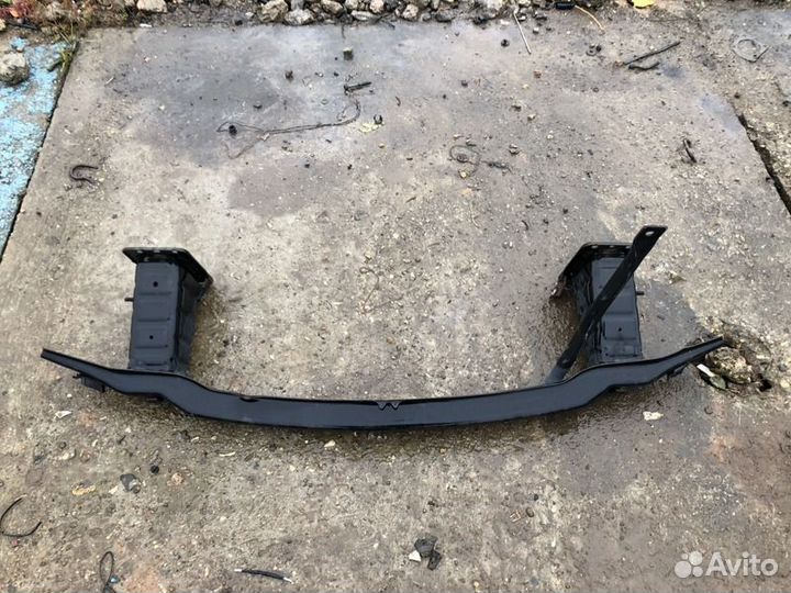 Усилитель бампера переднего Bmw X5 e70 2007-2013