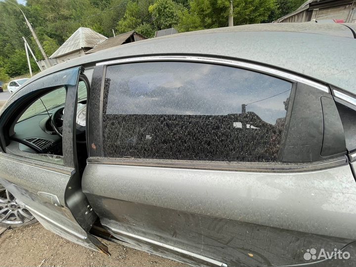 Стекло чери м11