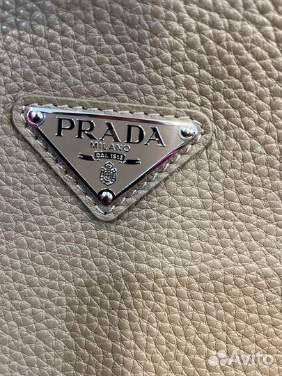Сумка Prada