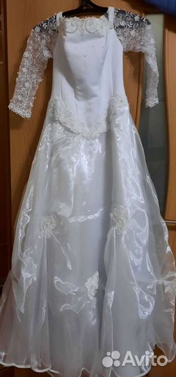 Свадебное платье