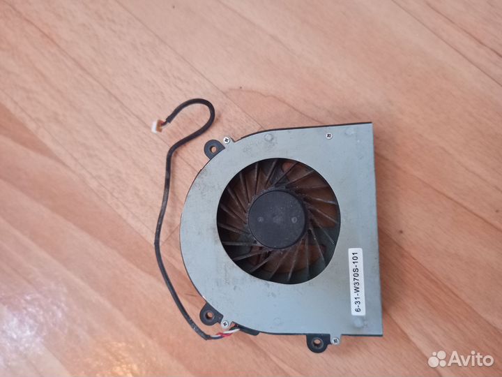 Кулер для ноутбука 6-31-w370s-101