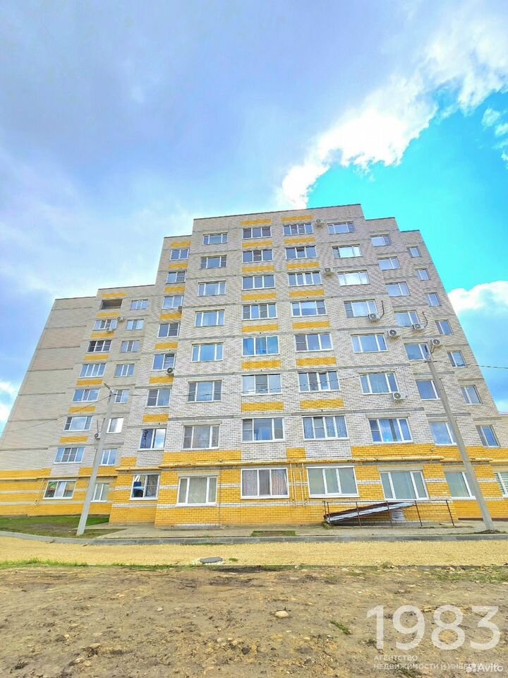 Воронежская область, рабочий посёлок Хохольский, Спортивная улица, 26/4