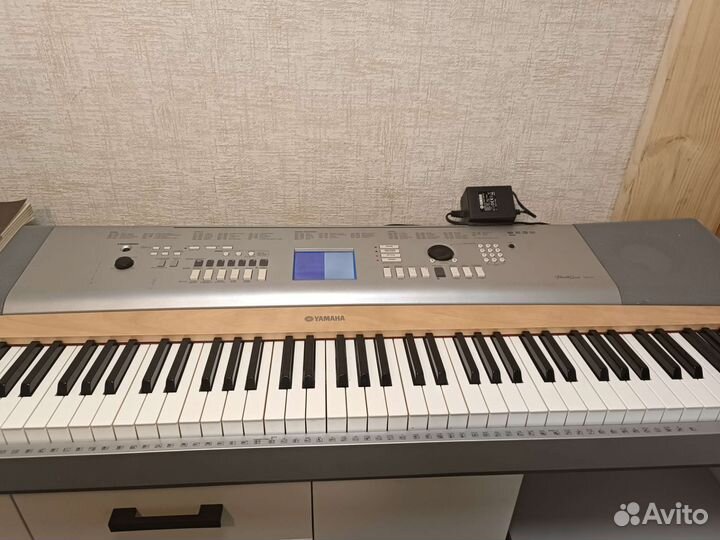 Yamaha DGX 620