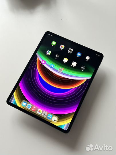 iPad Pro 12.9” 3 поколения 2018. 256GB, Wi-Fi LTE