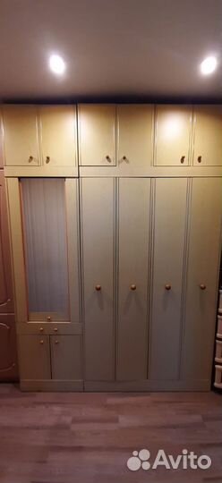 Шкаф в прихожую