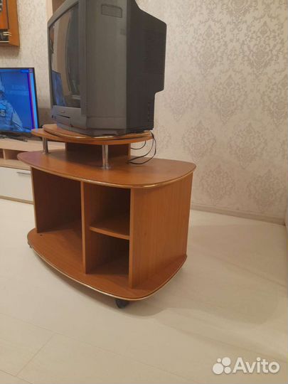 Тумба под телевизор