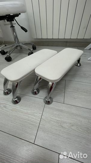 Подставка для рук маникюрная