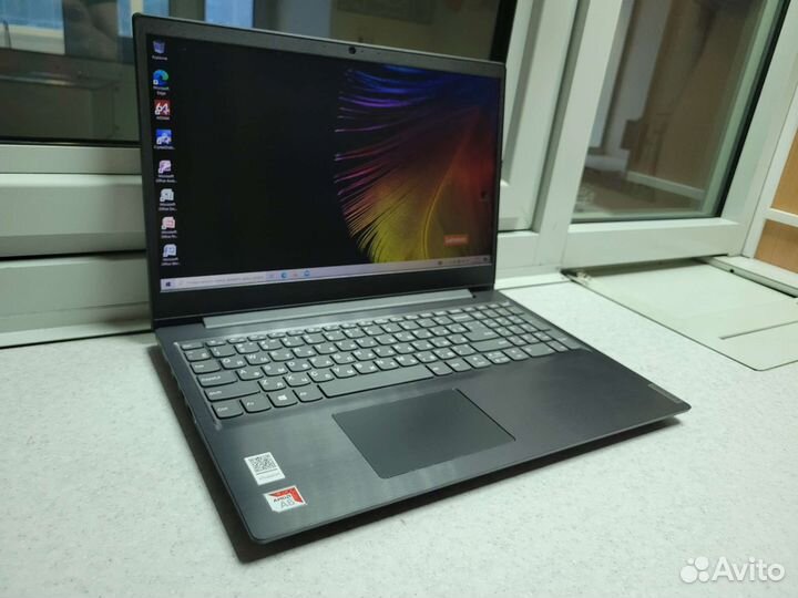 Lenovo Ideapad S145-15AST(8 DDR4 / SSD / Full HD)