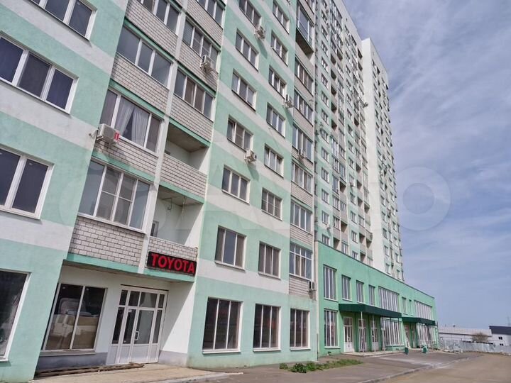Продам торговое помещение, 382.6 м²