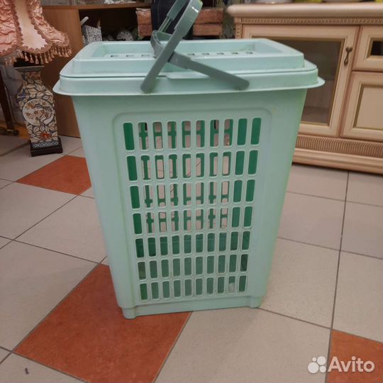 Корзина для белья б/у