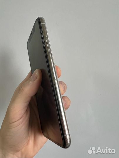 iPhone X, 64 ГБ