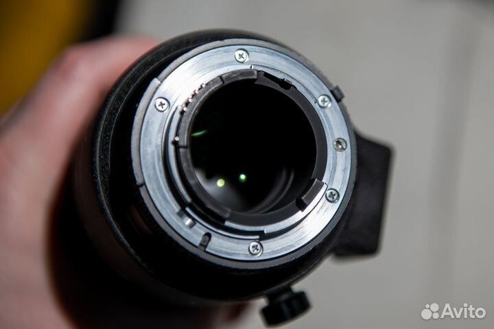 Nikon 80-200mm f/2.8D ED AF (III)