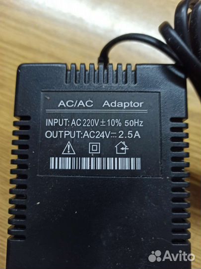 Блок питания с 220 V на 24 V, 2,5 А