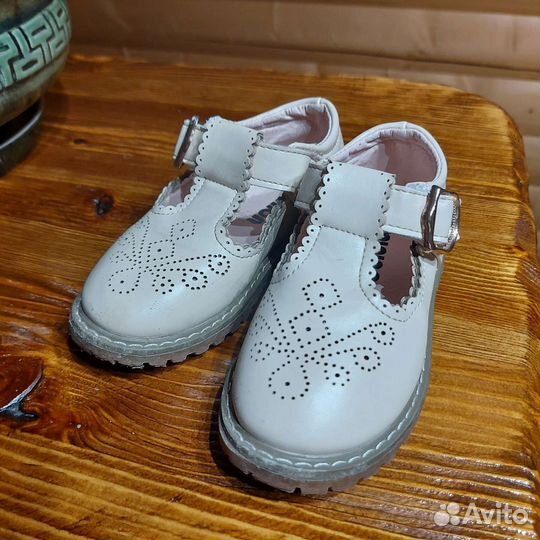 Туфельки для девочки 25 размер
