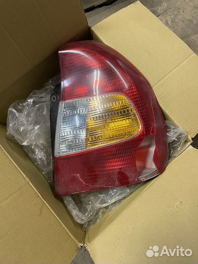 Задний фонарь hyundai accent 2003