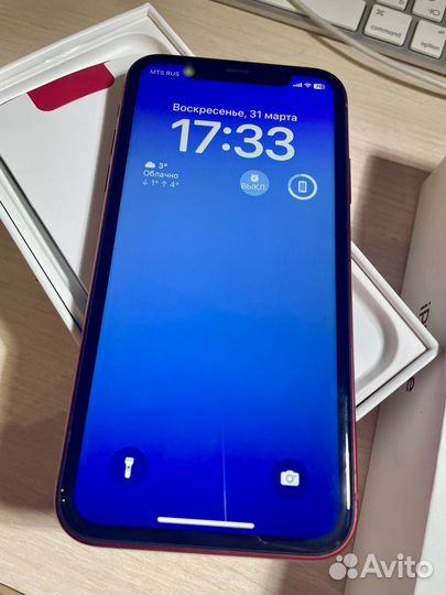 iPhone 11, 64 ГБ