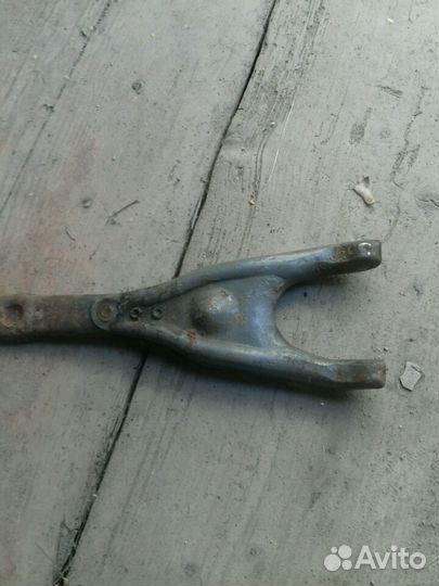 Вилку сцепления на УАЗ