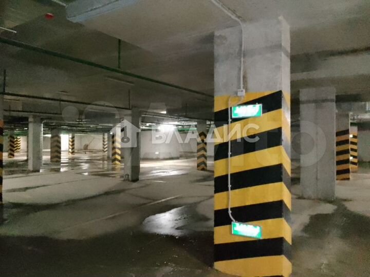 Машиноместо, 17 м²