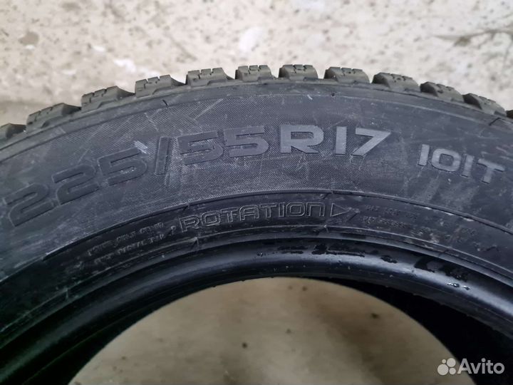 Nokian Tyres Hakkapeliitta 8 225/55 R17 101T