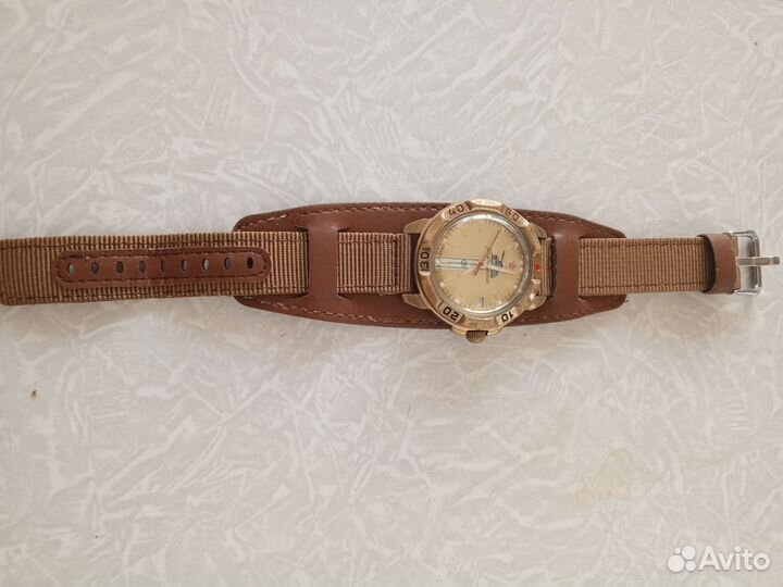 Часы командирские