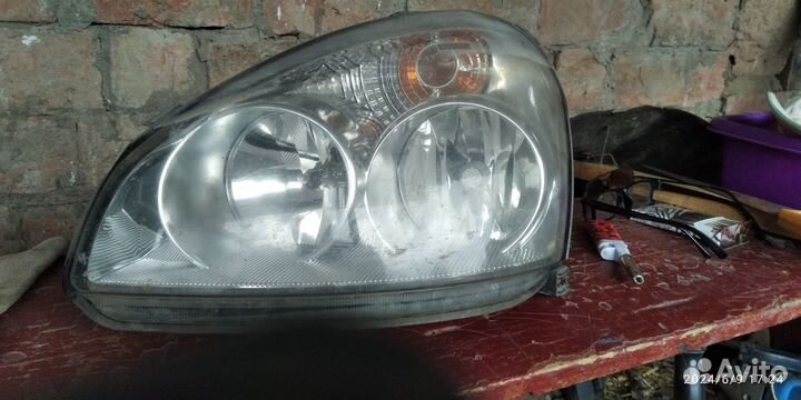 Фара левая приора