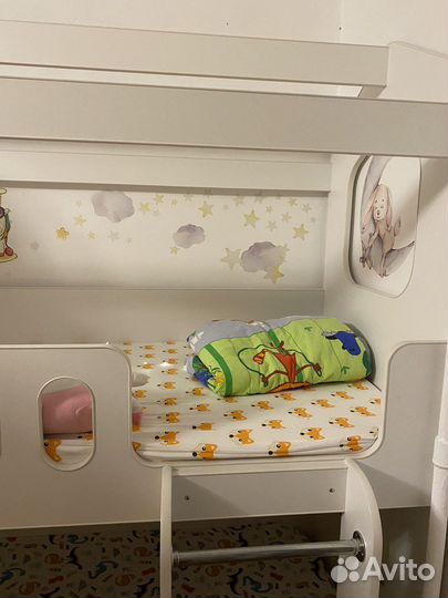 Двухъярусная кровать домик бу