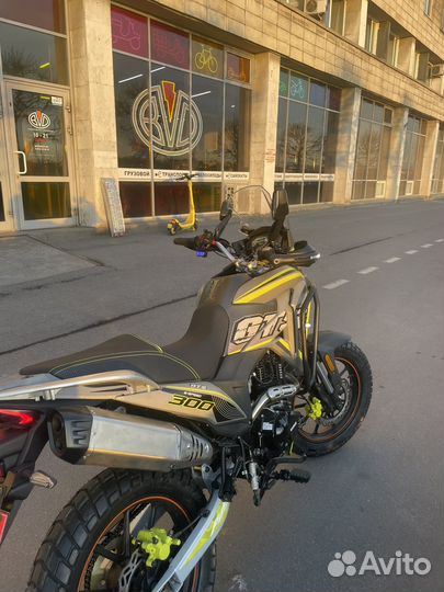 Мотоцикл Kainvo 300