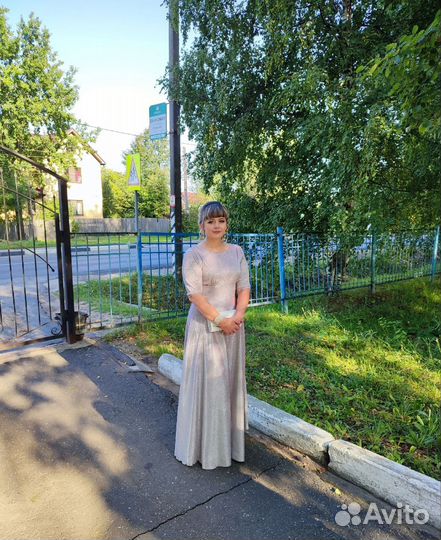 Вечернее платье в пол