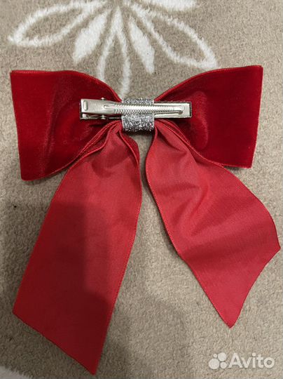 Заколка для волос