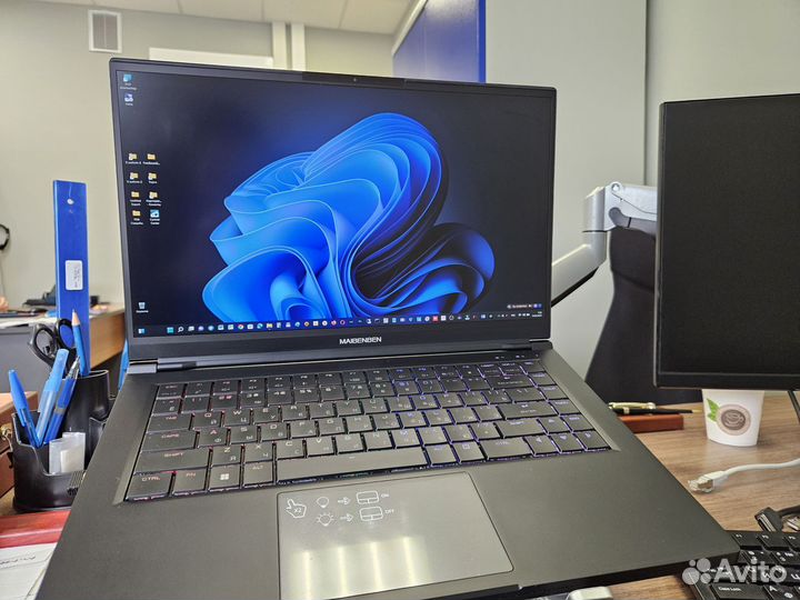 Maibenben x568 (i7, 32Gb, 1Tb+0.5, Gf3070 8Gb, 2K)