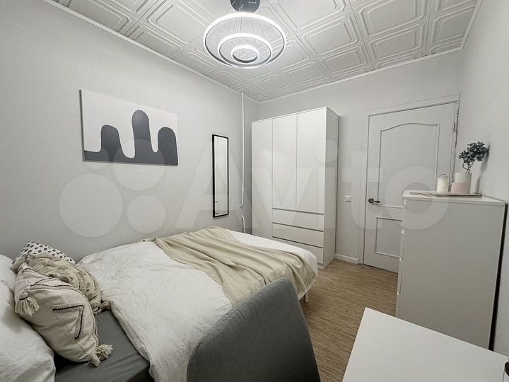 Комната 13 м² в 4-к., 1/14 эт.