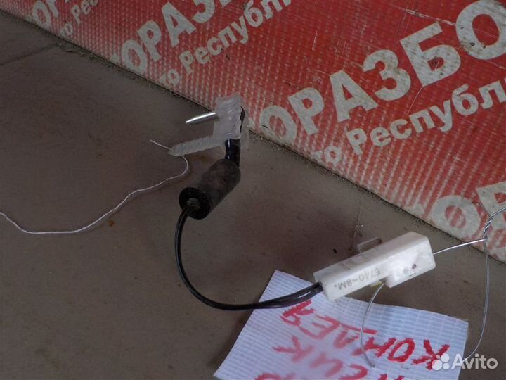 Датчик температуры кондиционера Toyota Corolla