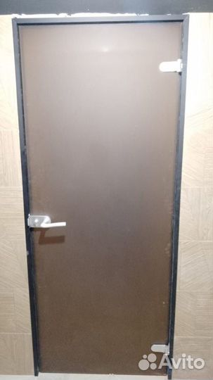 Дверь стеклянная 60х200 бронзовая с замком