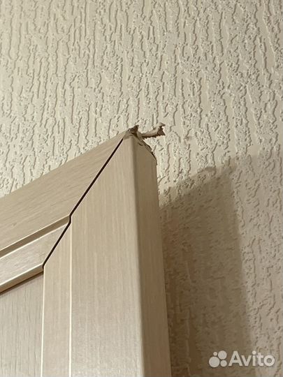 Стенка с ящиком и крючками в прихожую