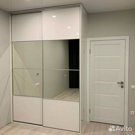 Шкаф в детскую