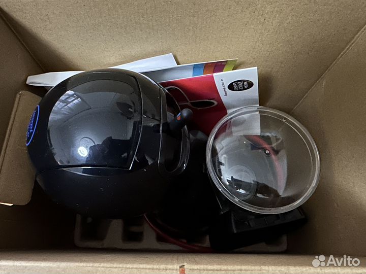 Абсолютно новая капсульная кофеварка