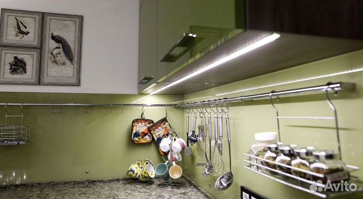 Кухня до потолка