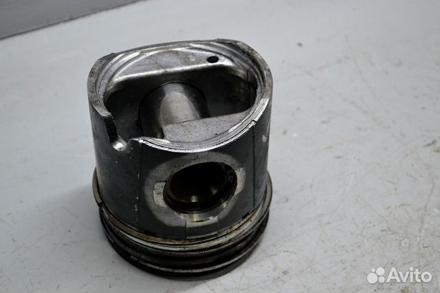 Поршень iveco Stralis (01.02)