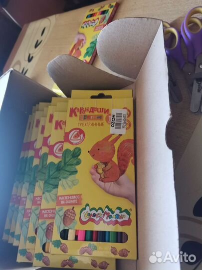 Набор цветных карандашей
