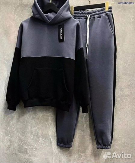 Спортивный костюм