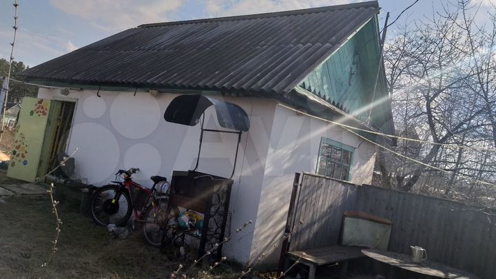 Дача 20 м² на участке 6 сот.